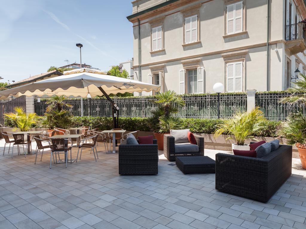 Hotel Metropol Пезаро Экстерьер фото